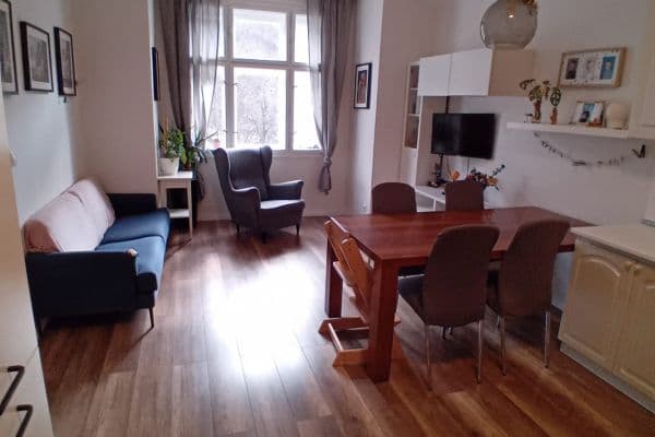 Predaj bytu 3-izbový 68 m², Na Zámyšli, Praha Predaj bytu 3-izbový 68 m², Na Zámyšli, Praha