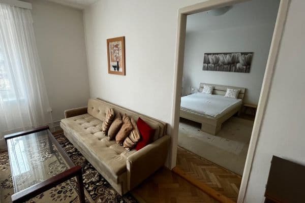 Prenájom bytu 2-izbový 53 m², José Martího, Praha Prenájom bytu 2-izbový 53 m², José Martího, Praha