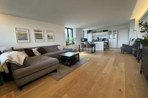 Prenájom bytu 2-izbový 91 m², Fürstenrieder Str. 283, München, Bavorsko Prenájom bytu 2-izbový 91 m², Fürstenrieder Str. 283, München, Bavorsko