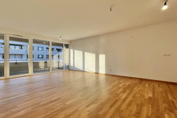 Prenájom bytu 3-izbový 86 m², Nürnberg, Bavorsko Prenájom bytu 3-izbový 86 m², Nürnberg, Bavorsko