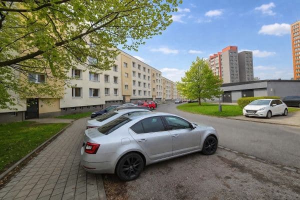 Prenájom bytu 2-izbový 56 m², tř. 17. listopadu, Karviná, Moravskoslezský kraj Prenájom bytu 2-izbový 56 m², tř. 17. listopadu, Karviná, Moravskoslezský kraj