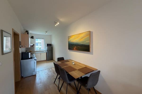 Predaj bytu 2-izbový 58 m², Papírníkova, Praha Predaj bytu 2-izbový 58 m², Papírníkova, Praha