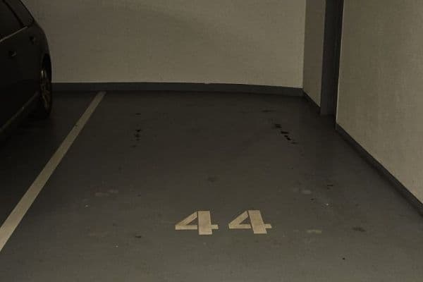 Prenájom garáže 16 m², Prenájom garáže 16 m²,