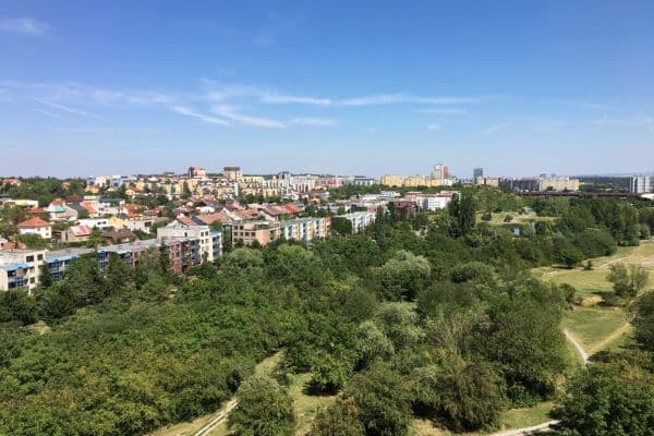 Prenájom bytu 3-izbový 74 m², Kettnerova, Praha Prenájom bytu 3-izbový 74 m², Kettnerova, Praha