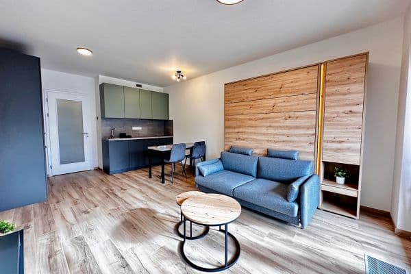 Prenájom bytu 1-izbový 33 m², Poděbradská, Praha Prenájom bytu 1-izbový 33 m², Poděbradská, Praha