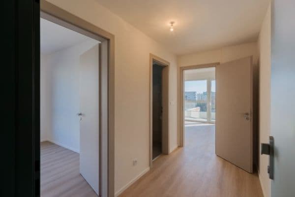 Predaj bytu 2-izbový 55 m², Arnošta Valenty, Praha Predaj bytu 2-izbový 55 m², Arnošta Valenty, Praha