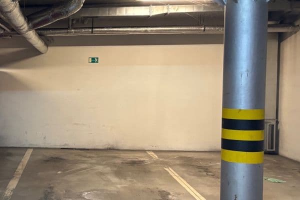 Prenájom garáže 13 m², Na Sypkém, Praha Prenájom garáže 13 m², Na Sypkém, Praha