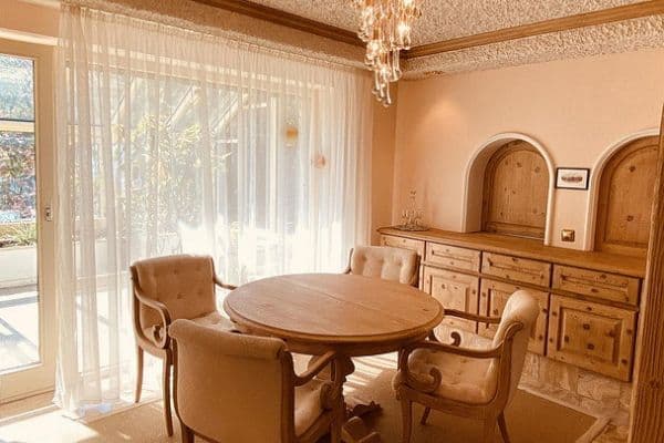 Prenájom bytu 3-izbový 123 m², Sindelfingen, Bádensko-Wurttembersko Prenájom bytu 3-izbový 123 m², Sindelfingen, Bádensko-Wurttembersko