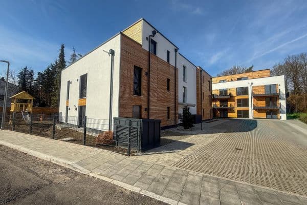 Prenájom bytu 4-izbový 117 m², Grünlandstr. 3, Karlsfeld, Bavorsko Prenájom bytu 4-izbový 117 m², Grünlandstr. 3, Karlsfeld, Bavorsko