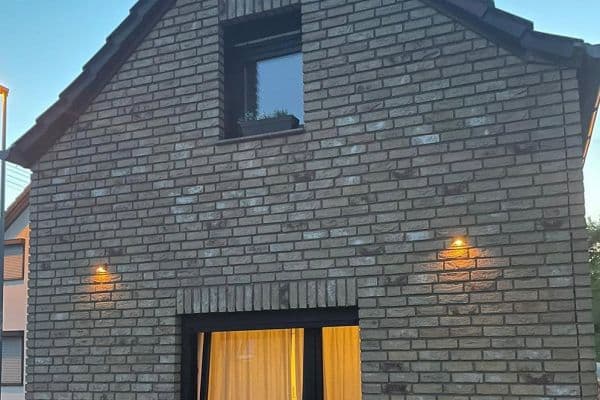 Prenájom domu 100 m², pozemek 160 m², Bödingerstr 27, Köln Prenájom domu 100 m², pozemek 160 m², Bödingerstr 27, Köln