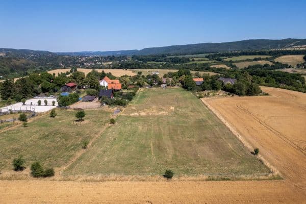 Predaj pozemku 1.593 m², Svinaře Predaj pozemku 1.593 m², Svinaře