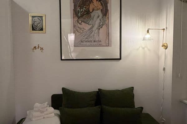 Predaj bytu 1-izbový 18 m², Sokolská, Praha Predaj bytu 1-izbový 18 m², Sokolská, Praha