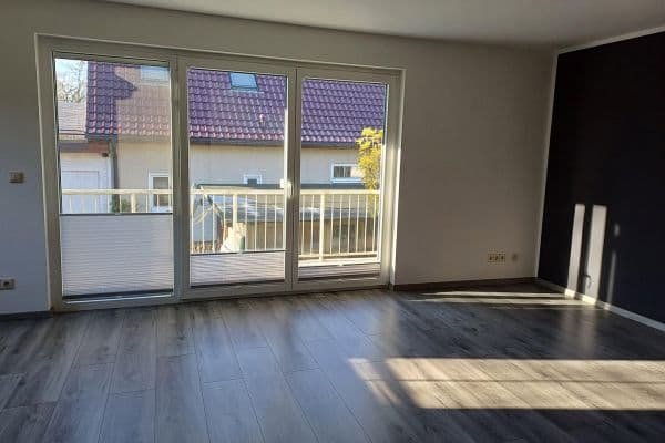 Prenájom bytu 2-izbový 62 m², Karl-Marx-Str. 33, Schulzendorf Prenájom bytu 2-izbový 62 m², Karl-Marx-Str. 33, Schulzendorf