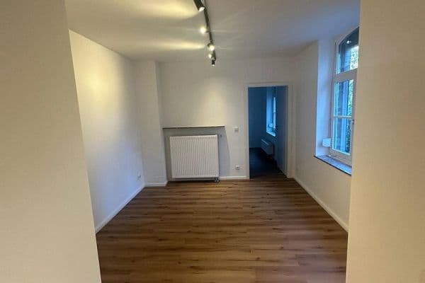 Prenájom bytu 3-izbový 72 m², Adalbertsteinweg 205, Aachen, Severné Porýnie - Westfálsko Prenájom bytu 3-izbový 72 m², Adalbertsteinweg 205, Aachen, Severné Porýnie - Westfálsko