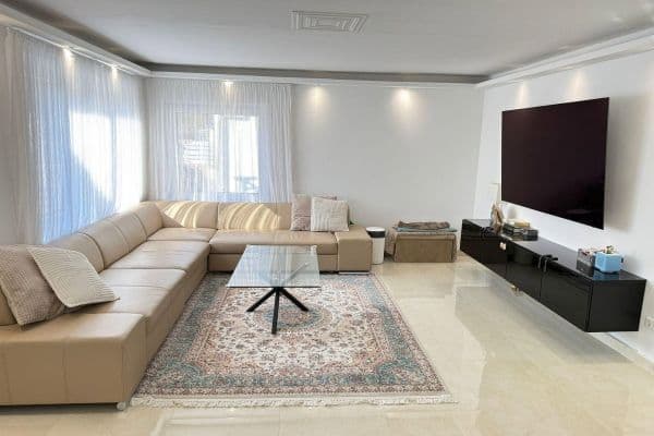 Predaj domu 137 m², pozemek 598 m², Ahrensburg Predaj domu 137 m², pozemek 598 m², Ahrensburg