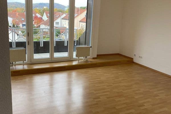 Prenájom bytu 3-izbový 82 m², Im Kohlruss 7, Liederbach Prenájom bytu 3-izbový 82 m², Im Kohlruss 7, Liederbach