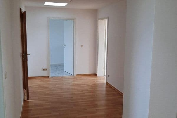 Prenájom bytu 3-izbový 86 m², Gera, Durínsko Prenájom bytu 3-izbový 86 m², Gera, Durínsko