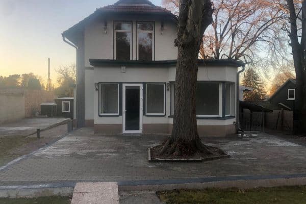 Prenájom domu 184 m², pozemek 1.300 m², Berlin, Berlín Prenájom domu 184 m², pozemek 1.300 m², Berlin, Berlín