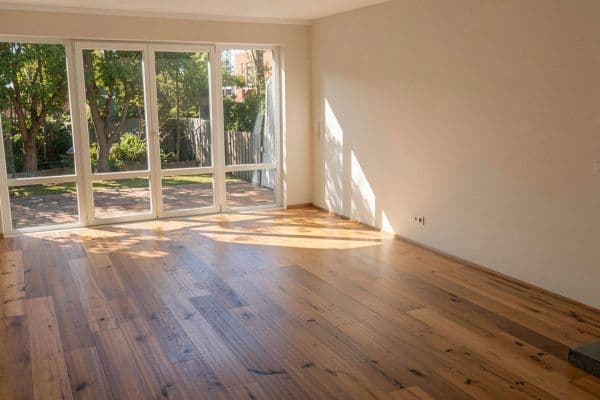 Prenájom bytu 2-izbový 72 m², München, Bavorsko Prenájom bytu 2-izbový 72 m², München, Bavorsko