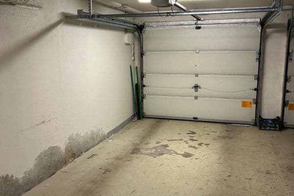 Predaj garáže 19 m², Františkova, Praha Predaj garáže 19 m², Františkova, Praha