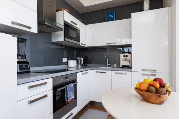 Predaj bytu 3-izbový 118 m², Geologická, Praha Predaj bytu 3-izbový 118 m², Geologická, Praha