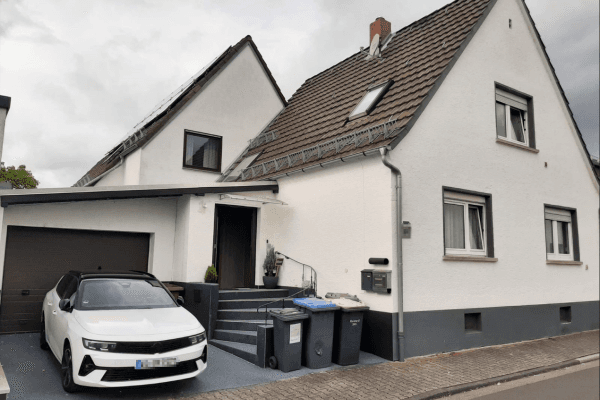 Predaj domu 270 m², pozemek 401 m², Raunheim Predaj domu 270 m², pozemek 401 m², Raunheim