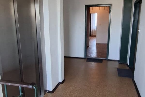 Predaj bytu 2-izbový 45 m², Amforová, Praha Predaj bytu 2-izbový 45 m², Amforová, Praha
