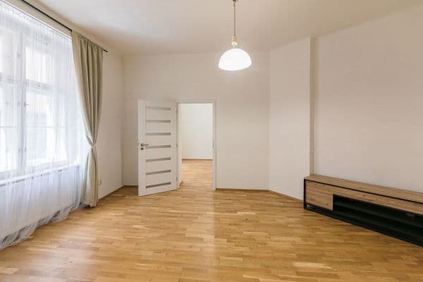Predaj bytu 3-izbový 108 m², Podskalská, Praha, Praha Predaj bytu 3-izbový 108 m², Podskalská, Praha, Praha