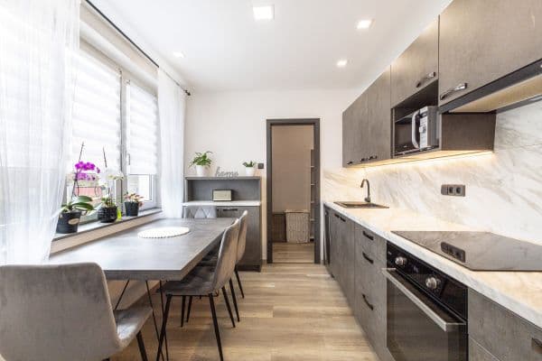 Predaj bytu 3-izbový 71 m², Sazená Predaj bytu 3-izbový 71 m², Sazená