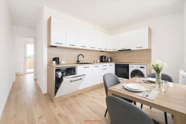 Prenájom bytu 3-izbový 77 m², Sokola-Tůmy, Český Těšín Prenájom bytu 3-izbový 77 m², Sokola-Tůmy, Český Těšín