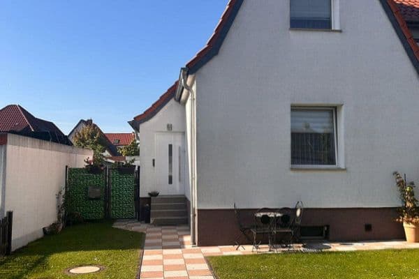 Predaj domu 78 m², pozemek 215 m², Kamp-Lintfort Predaj domu 78 m², pozemek 215 m², Kamp-Lintfort