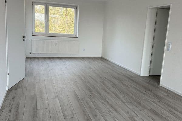Prenájom bytu 3-izbový 74 m², Dasbacher Straße 26, Bremen, Brémy Prenájom bytu 3-izbový 74 m², Dasbacher Straße 26, Bremen, Brémy