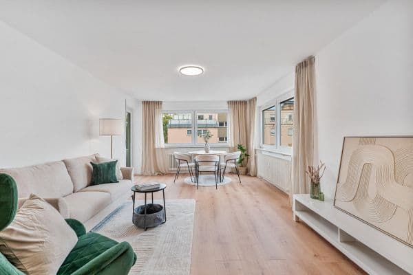 Predaj bytu 3-izbový 75 m², Leonberg Predaj bytu 3-izbový 75 m², Leonberg