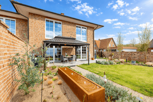 Predaj domu 124 m², pozemek 350 m², Lüneburg Predaj domu 124 m², pozemek 350 m², Lüneburg