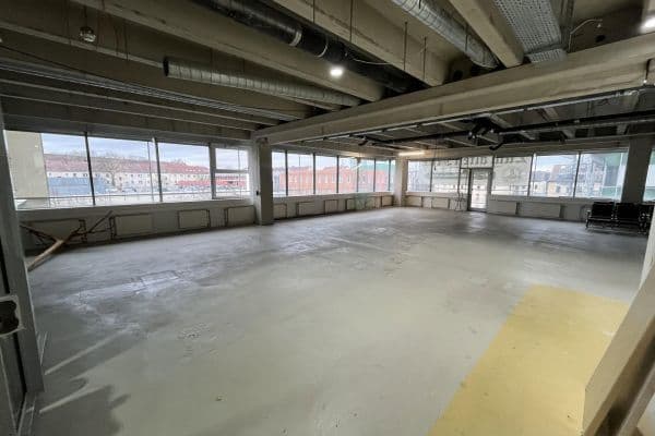 Prenájom kancelárie 460 m², Georg-Schumann-Straße 294, Leipzig, Sasko Prenájom kancelárie 460 m², Georg-Schumann-Straße 294, Leipzig, Sasko