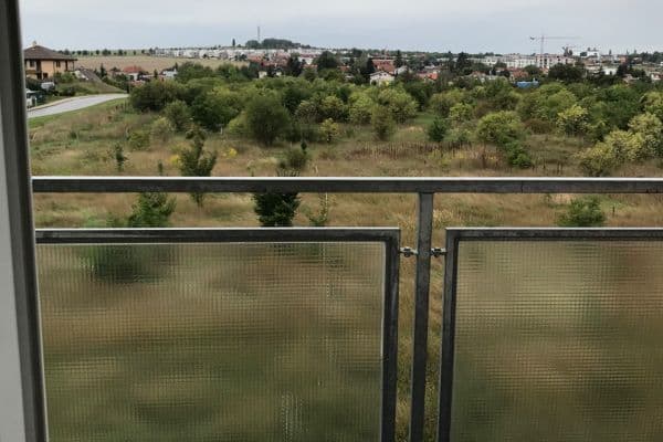 Prenájom bytu 1-izbový 35 m², Najdrova, Roztoky Prenájom bytu 1-izbový 35 m², Najdrova, Roztoky