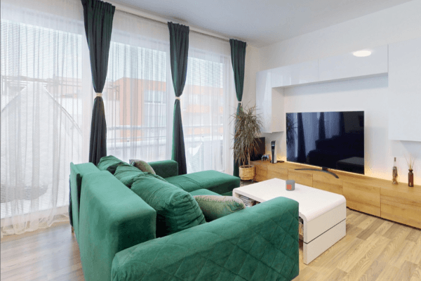 Prenájom bytu 2-izbový 62 m², Hlučkova, Praha, Praha Prenájom bytu 2-izbový 62 m², Hlučkova, Praha, Praha