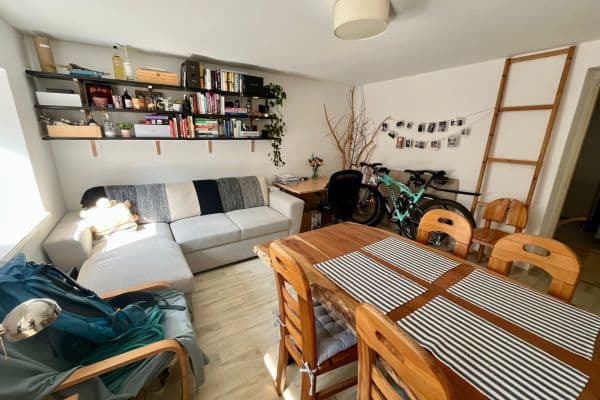 Prenájom bytu 2-izbový 59 m², Libocká, Praha Prenájom bytu 2-izbový 59 m², Libocká, Praha