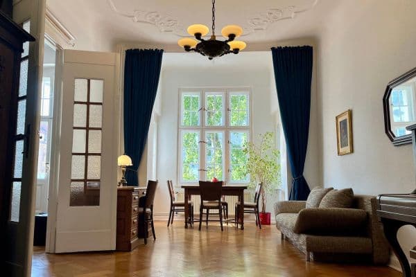 Predaj bytu 4-izbový 131 m², Berlin, Berlín Predaj bytu 4-izbový 131 m², Berlin, Berlín