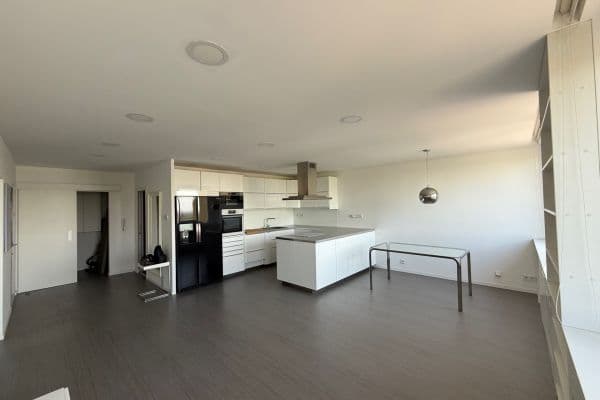 Prenájom bytu 2-izbový 70 m², Chodovická, Praha Prenájom bytu 2-izbový 70 m², Chodovická, Praha