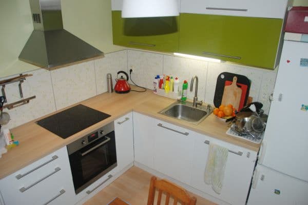 Prenájom bytu 3-izbový 68 m², Nad Štolami, Odolena Voda Prenájom bytu 3-izbový 68 m², Nad Štolami, Odolena Voda