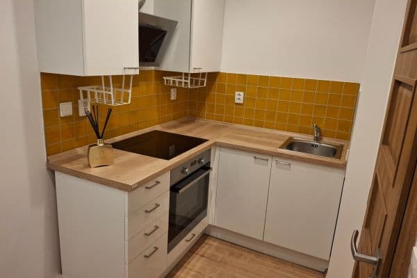 Predaj bytu 2-izbový 35 m², Kapraďová, Praha Predaj bytu 2-izbový 35 m², Kapraďová, Praha