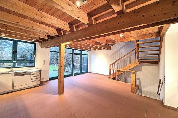 Prenájom domu 200 m², pozemek 420 m², Frankfurt, Hesensko Prenájom domu 200 m², pozemek 420 m², Frankfurt, Hesensko