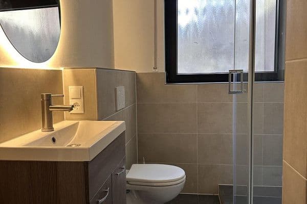 Prenájom bytu 2-izbový 51 m², Parkstrasse 25, Ehlscheid Prenájom bytu 2-izbový 51 m², Parkstrasse 25, Ehlscheid