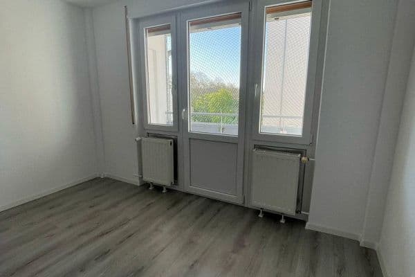 Prenájom bytu 2-izbový 68 m², Halbergstraße 27, Ludwigshafen, Porýnie-Falcko Prenájom bytu 2-izbový 68 m², Halbergstraße 27, Ludwigshafen, Porýnie-Falcko