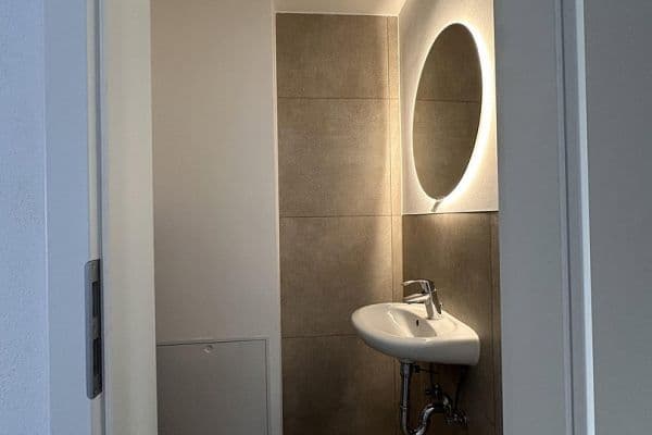 Prenájom bytu 3-izbový 77 m², Parkstrasse 25, Ehlscheid Prenájom bytu 3-izbový 77 m², Parkstrasse 25, Ehlscheid