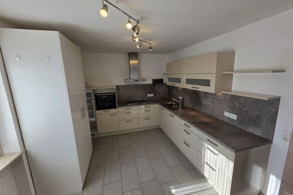 Prenájom bytu 2-izbový 61 m², Henschelring 3, Kirchheim b. München, Bavorsko Prenájom bytu 2-izbový 61 m², Henschelring 3, Kirchheim b. München, Bavorsko