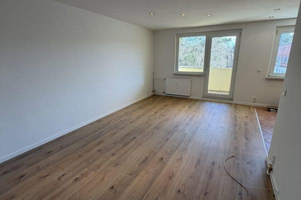 Prenájom bytu 3-izbový 68 m², Friedensstr. 18c, Bestensee Prenájom bytu 3-izbový 68 m², Friedensstr. 18c, Bestensee