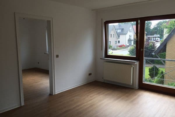 Prenájom bytu 4-izbový 100 m², Eickumer Str. 35, Bielefeld, Severné Porýnie - Westfálsko Prenájom bytu 4-izbový 100 m², Eickumer Str. 35, Bielefeld, Severné Porýnie - Westfálsko