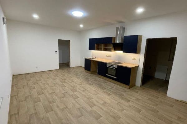Prenájom bytu 3-izbový 63 m², Turnov Prenájom bytu 3-izbový 63 m², Turnov
